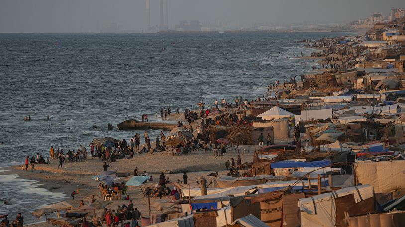 Tents are crammed together as displaced Palestinians camp along the beach of Deir al-Balah, central Gaza Strip, Wednesday, Oct. 9, 2024. (AP Photo/Abdel Kareem Hana)