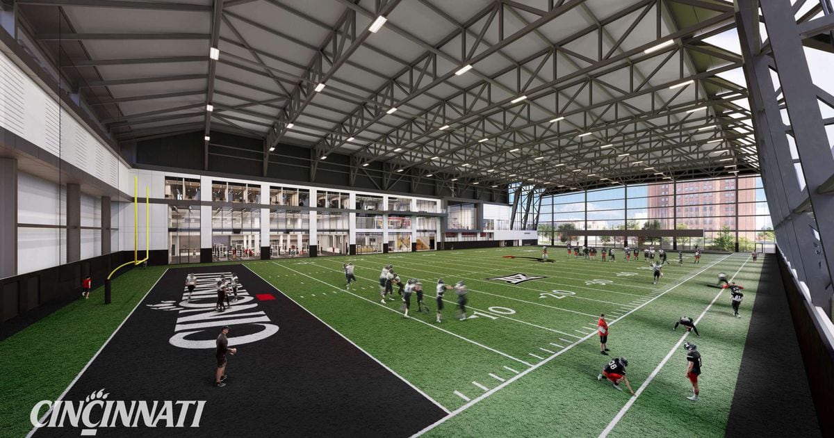 Football - University of Cincinnati Athletics