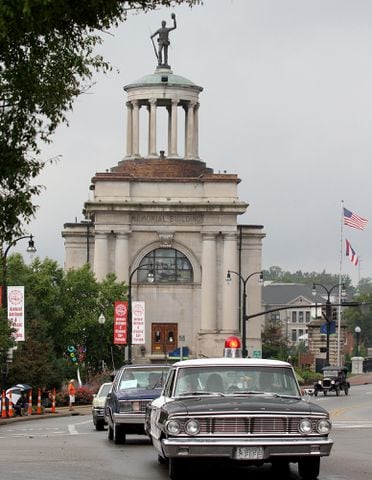 Hamilton Antique car show and parade