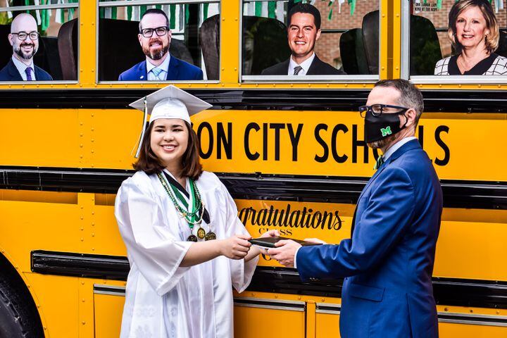 Mason graduates get diplomas delivered to their front door