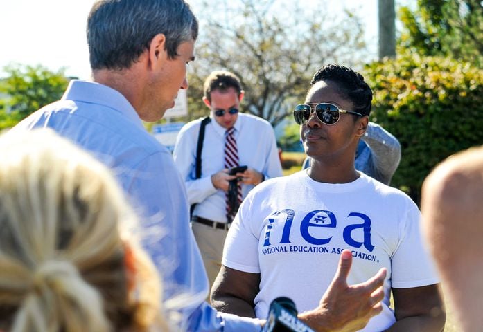 Presidential candidate visits UAW workers on strike in  West Chester