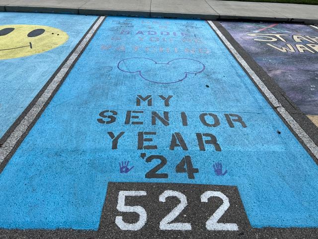 middletown high school senior parking lot 2022-2024