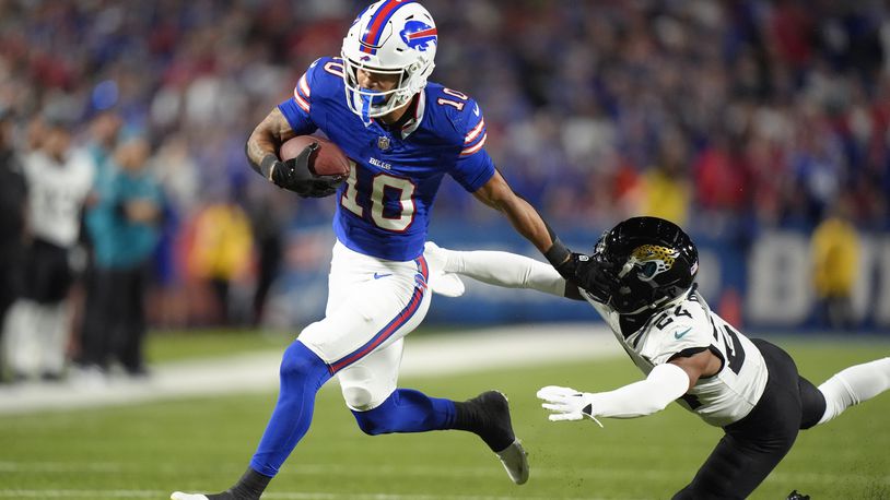 Buffalo Bills wide receiver Khalil Shakir (10) runs past Jacksonville Jaguars cornerback De'Antre Prince (24) to score a touchdown during the first half of an NFL football game Monday, Sept. 23, 2024, in Orchard Park, NY. (AP Photo/Steven Senne)