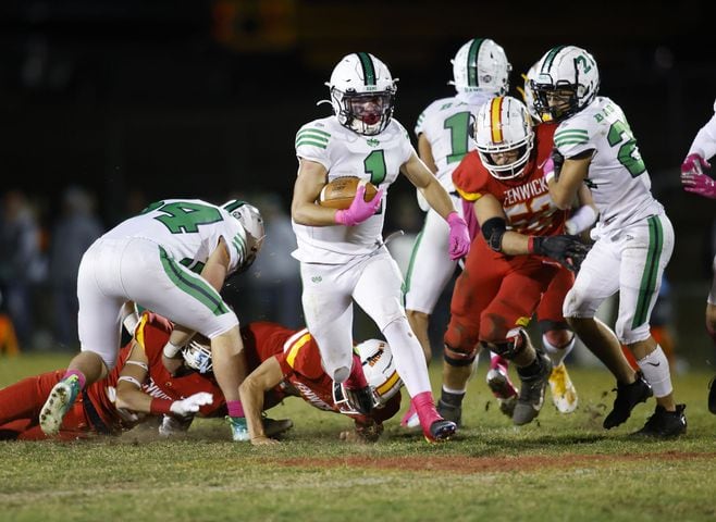 101422 Fenwick Badin Football