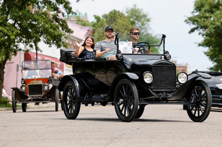 072322 car parade