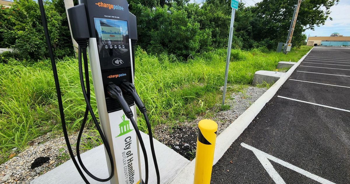 Hamilton’s electric vehicle charging stations now operational