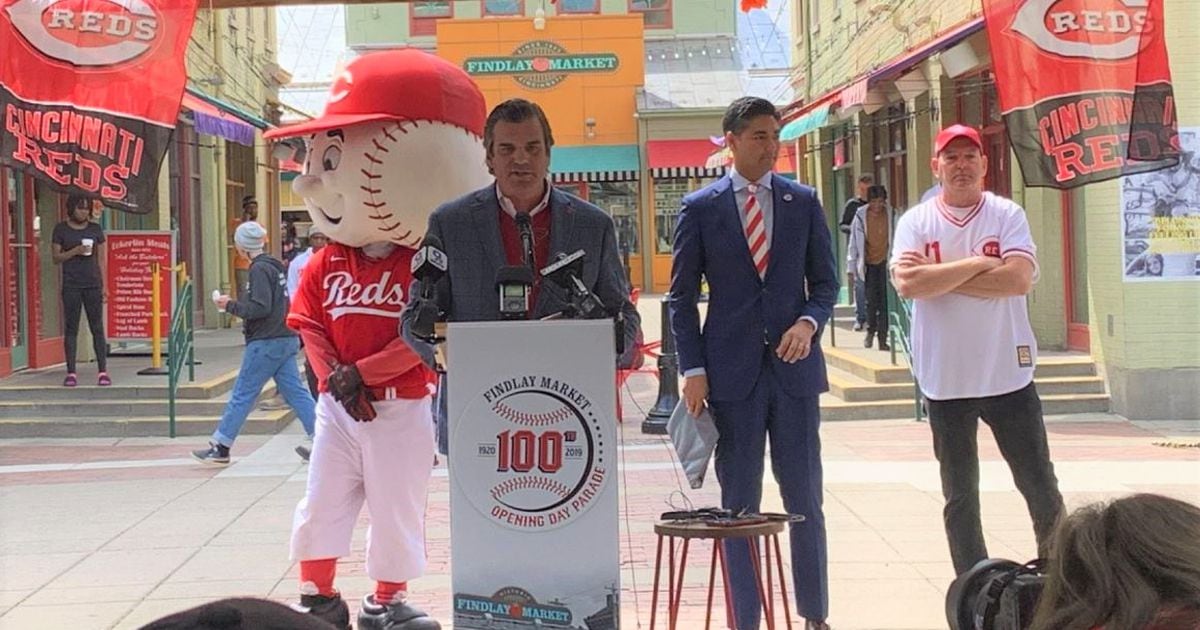 Cincinnati Reds on X: Earlier today we hosted Mascot t-ball on