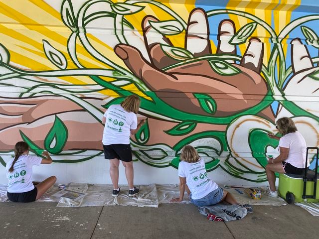 Health Hamilton Coalition's 'Heart of Hamilton' mural