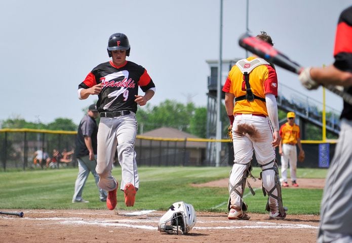 Franklin beats Fenwick in D2 district baseball final