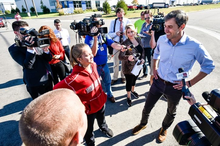 Presidential candidate visits UAW workers on strike in  West Chester