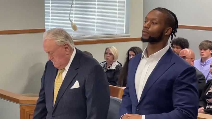 Bengals' Mixon found not guilty of aggravated menacing