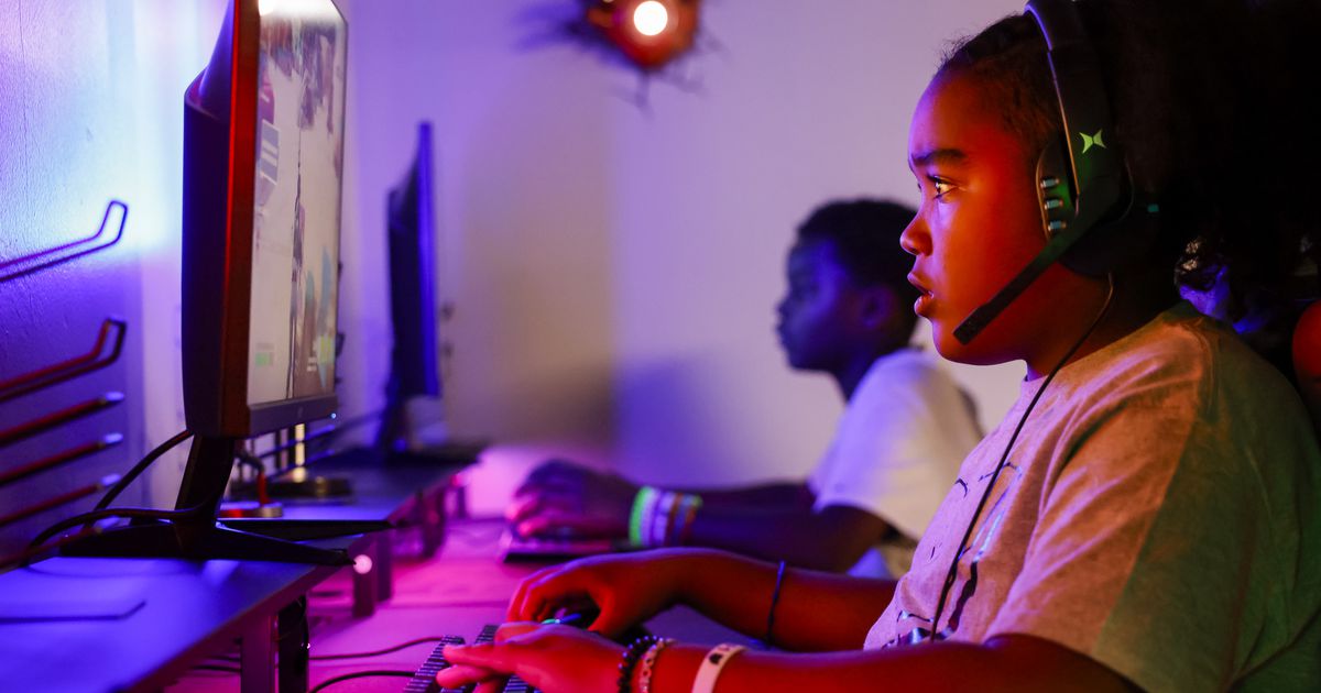 Supporting the local kids: Middie Game Center rewards hard-working students - Hamilton Journal News