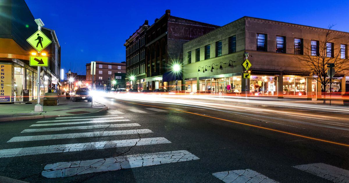 PHOTOS: First Friday in Downtown Middletown