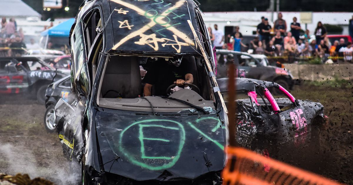 PHOTOS Demolition Derby draws large crowd at the Butler County Fair