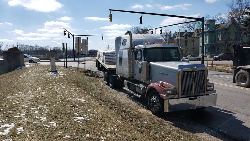 Crews responded to a report this afternoon of a Franklin crash at Miami and Park avenues involving a semi truck and a vehicle. NICK GRAHAM / STAFF