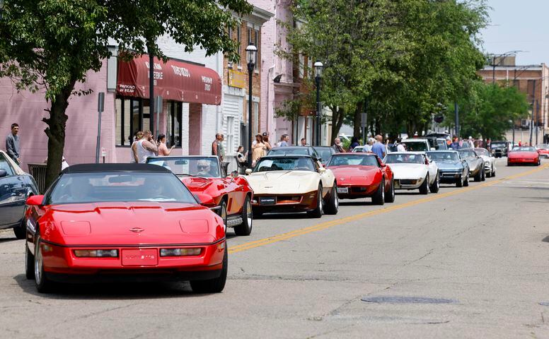 072322 car parade