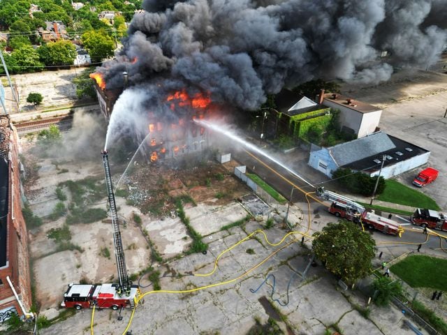 Fire in former Beckett Paper building in Hamilton