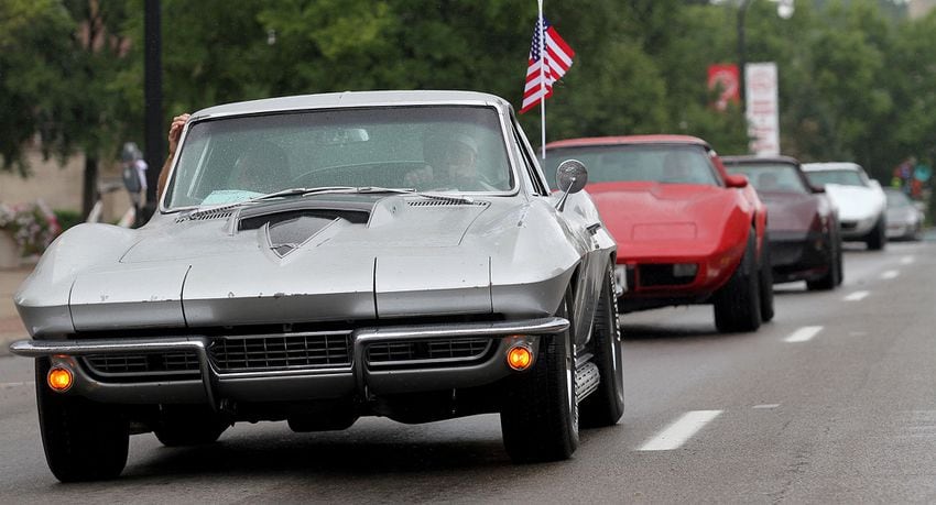 Hamilton Antique car show and parade