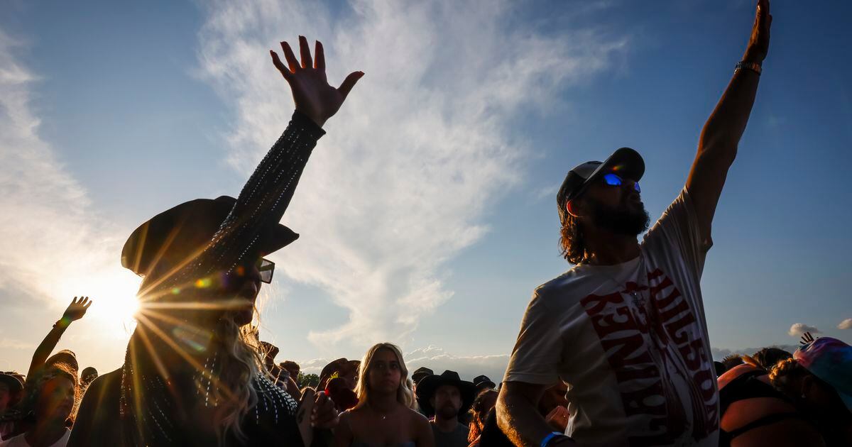 PHOTOS Day 3 of the VOA Country Music Fest in West Chester