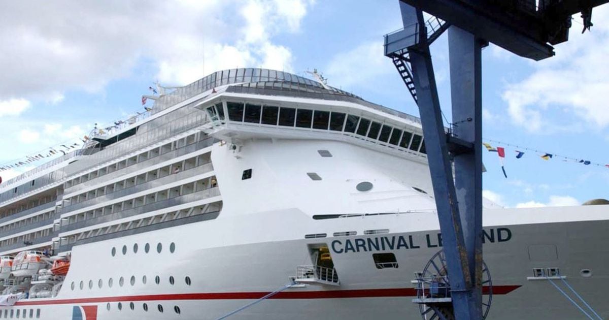 WATCH Cruise ships collide at Cozumel port