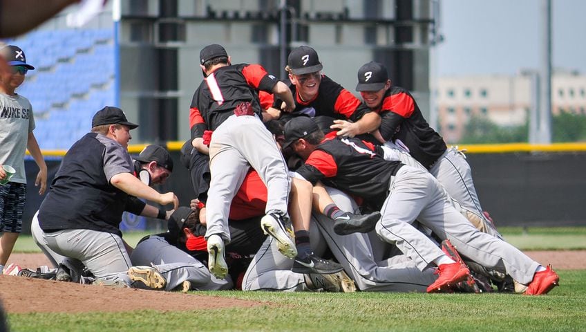 Franklin beats Fenwick in D2 district baseball final