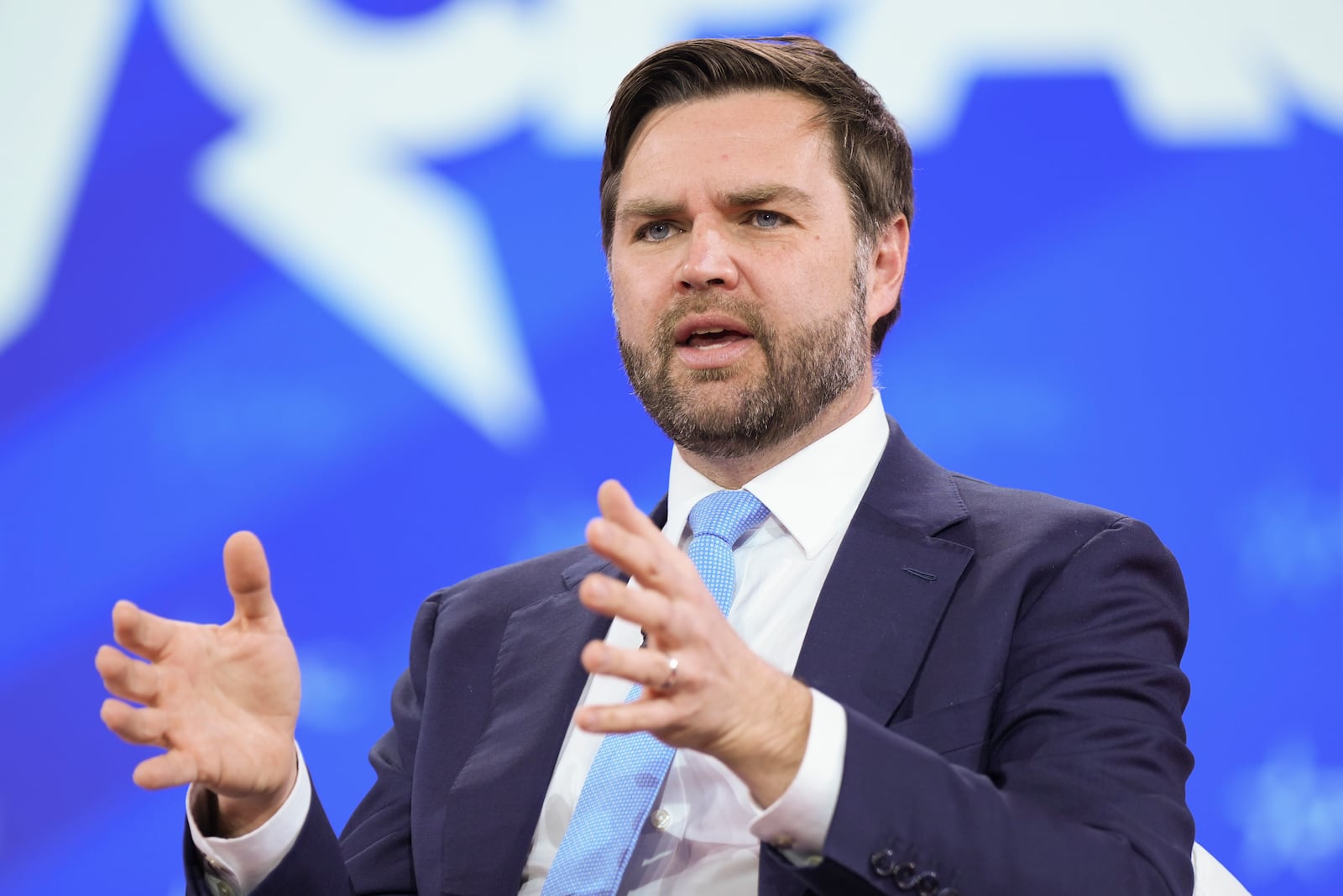 
                        Vice President JD Vance speaks at the 2025 Conservative Political Action Conference at the Gaylord National Resort and Conference Center in National Harbor, Md., on Thursday, Feb. 20, 2025. Vance kicked off the conservative gathering by urging European allies to adopt right-wing views on immigration and offering a defense of the administration’s early moves. (Eric Lee/The New York Times)
                      