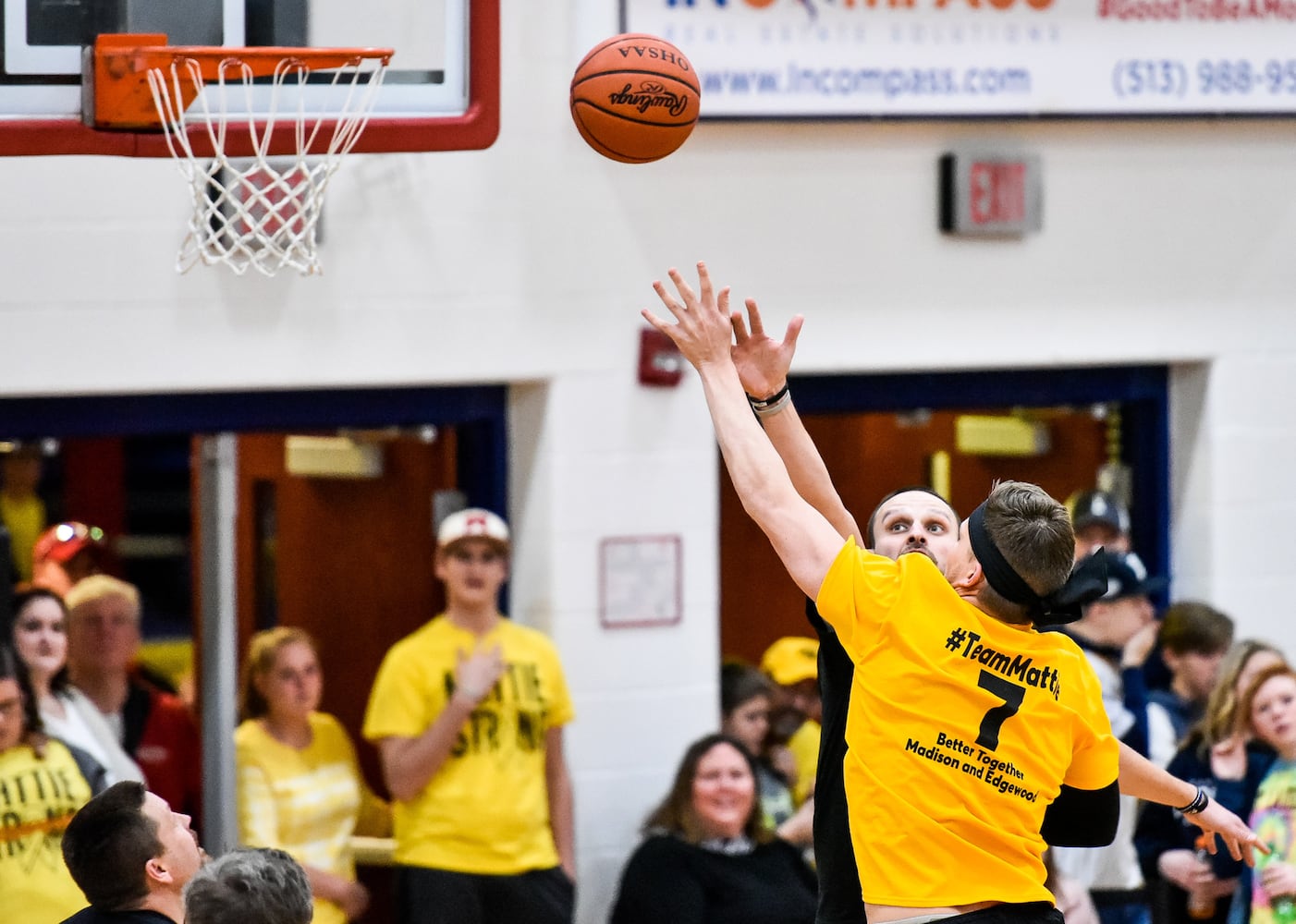 Two Butler County schools hold basketball game to benefit Madison teen battling cancer