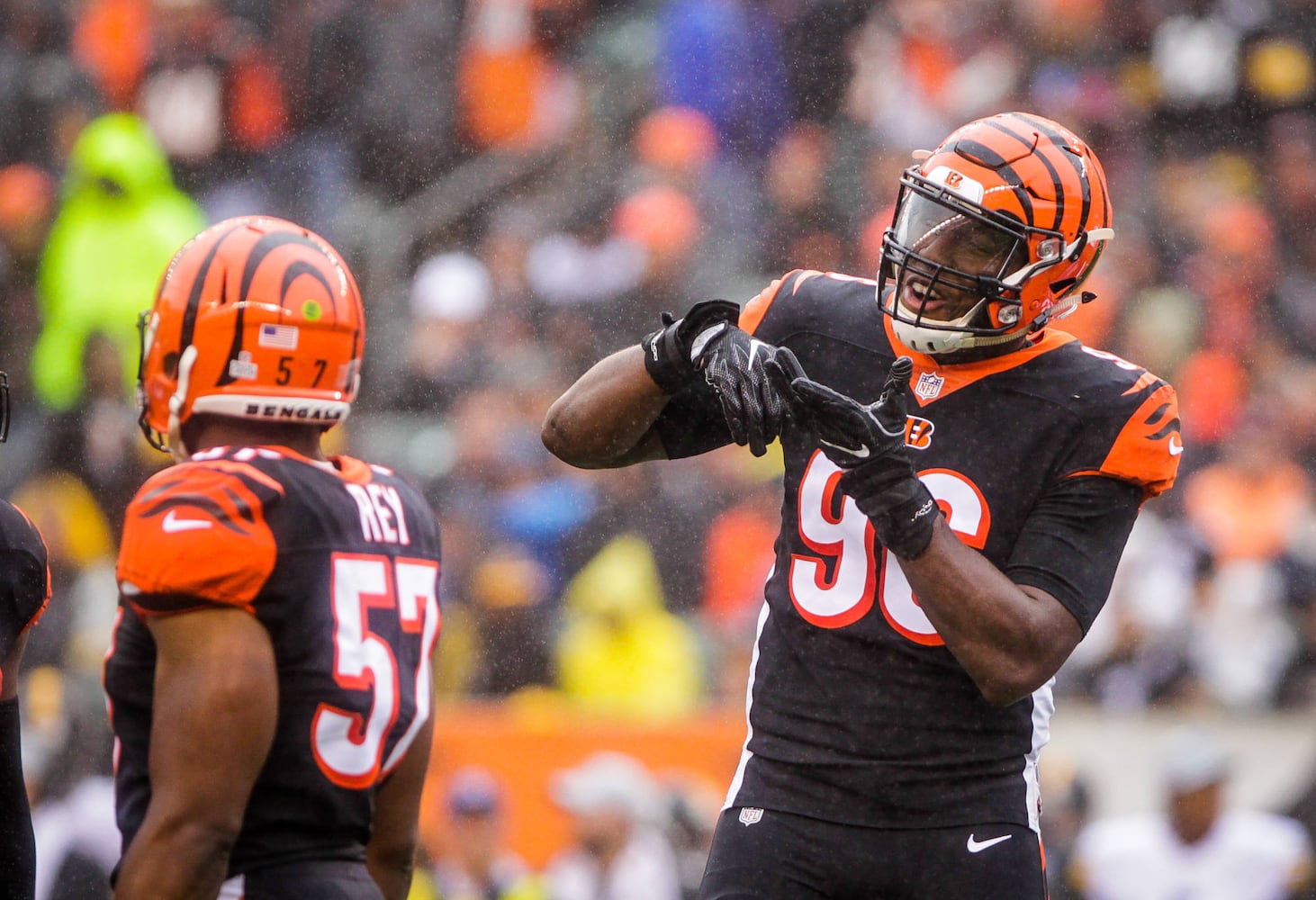 Cincinnati Bengals vs Pittsburgh Steelers football