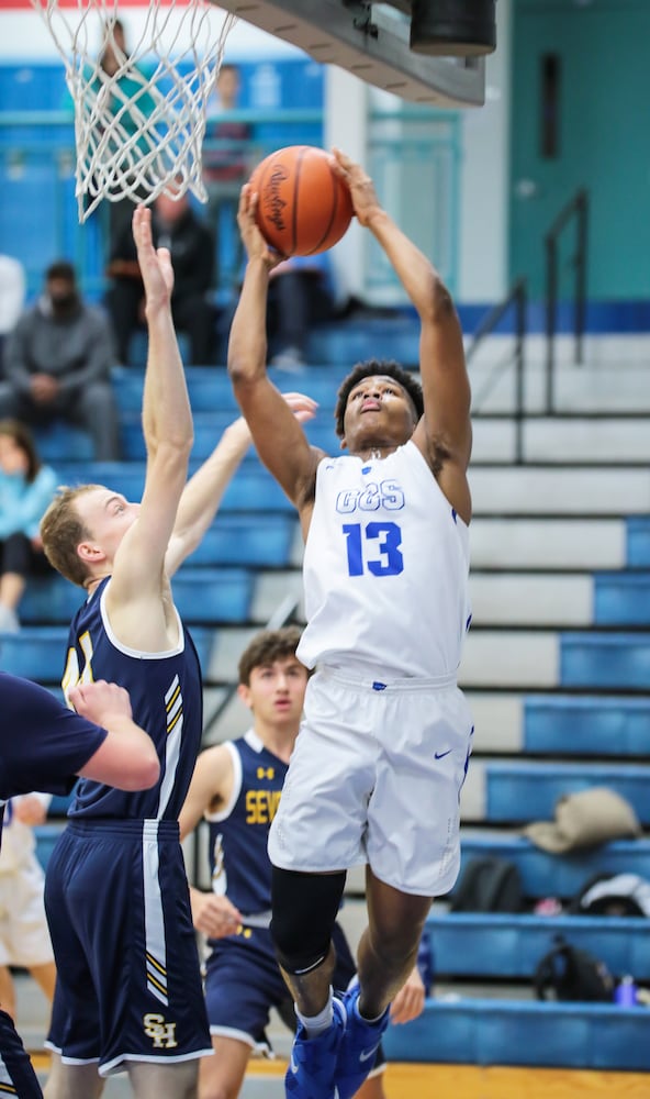 PHOTOS: Cincinnati Christian Vs. Seven Hills Basketball