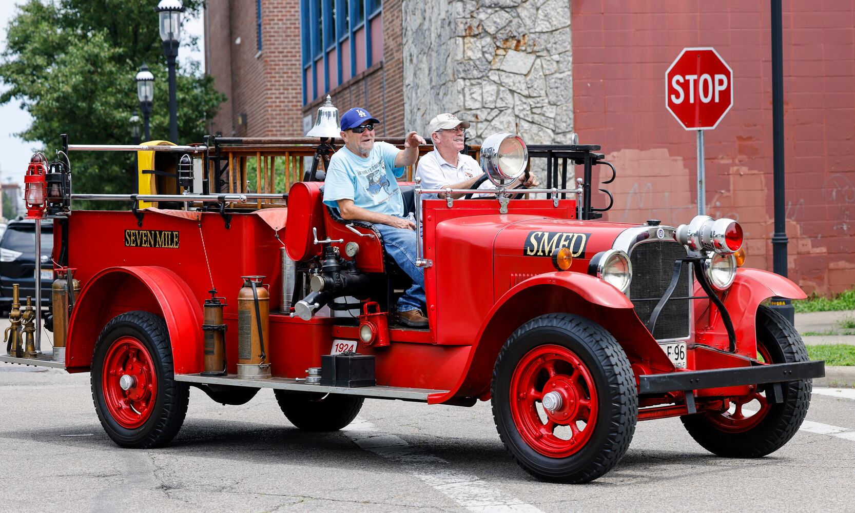 072322 car parade