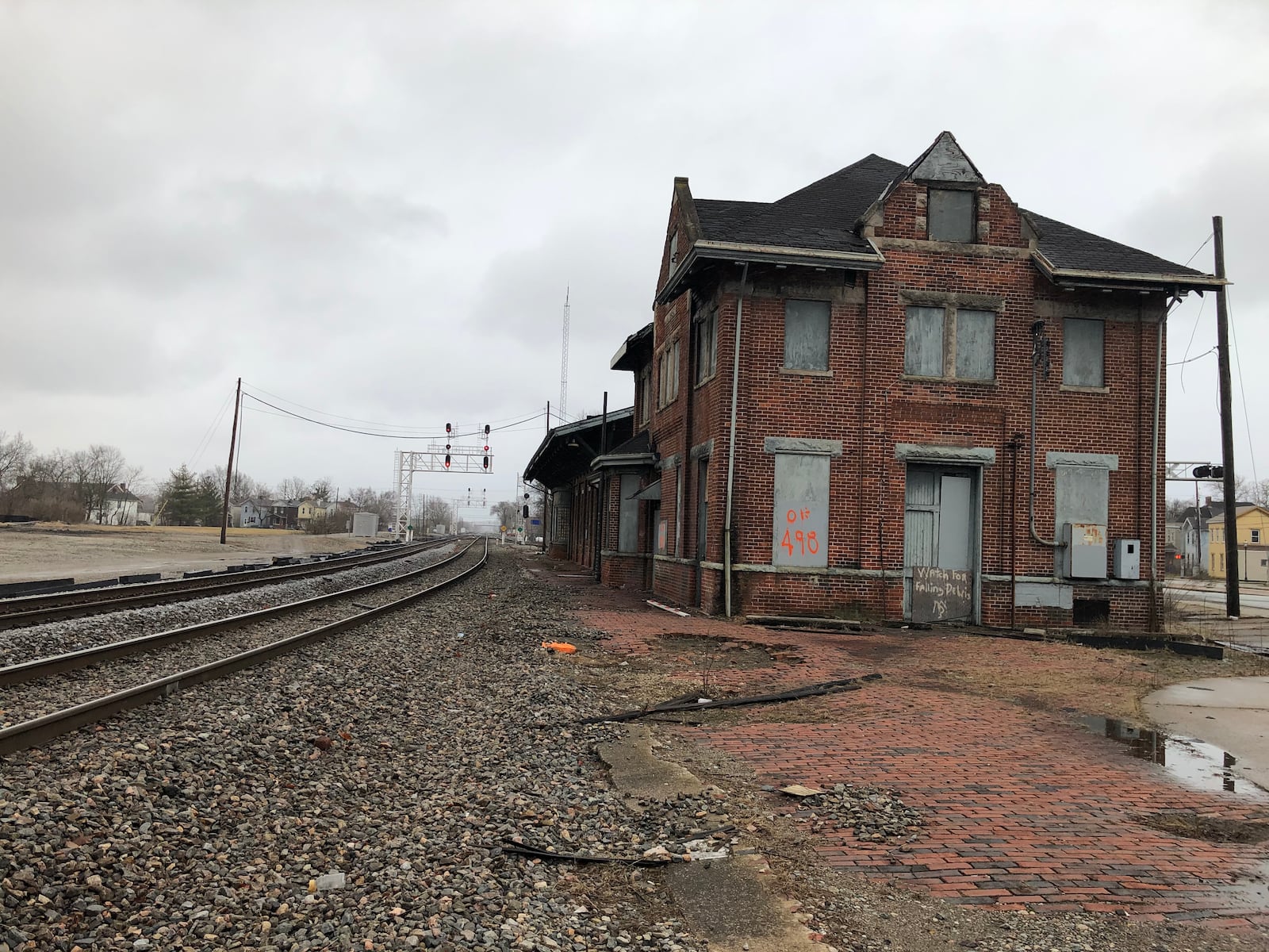 The former passenger train station in the 400 block of South Martin Luther King Jr. Boulevard that Mayor Pat Moeller and others want to preserve. MIKE RUTLEDGE/STAFF