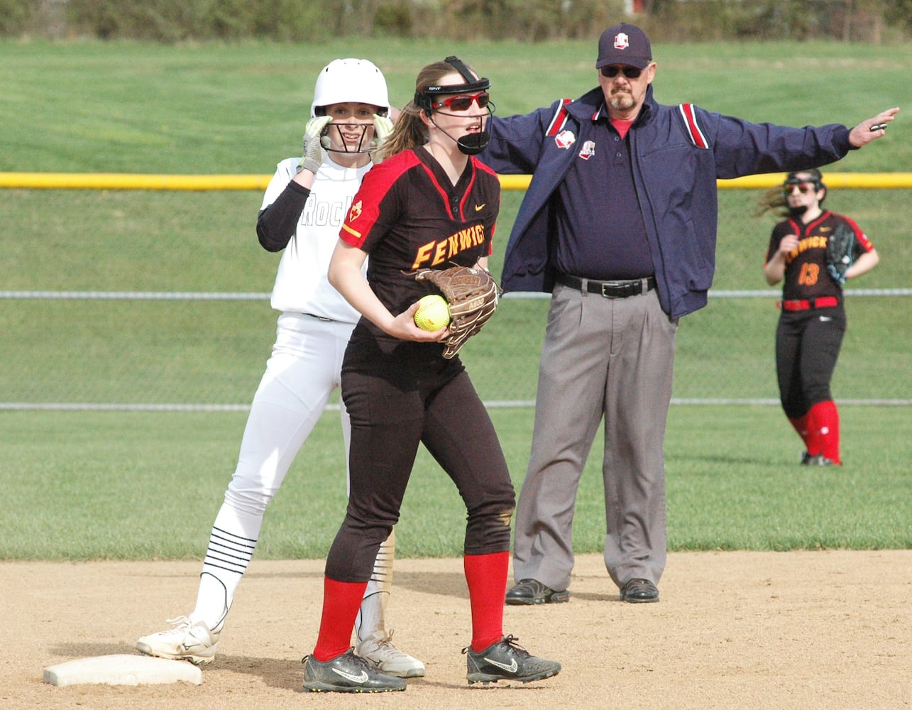 PHOTOS: Fenwick Vs. McNicholas High School Softball