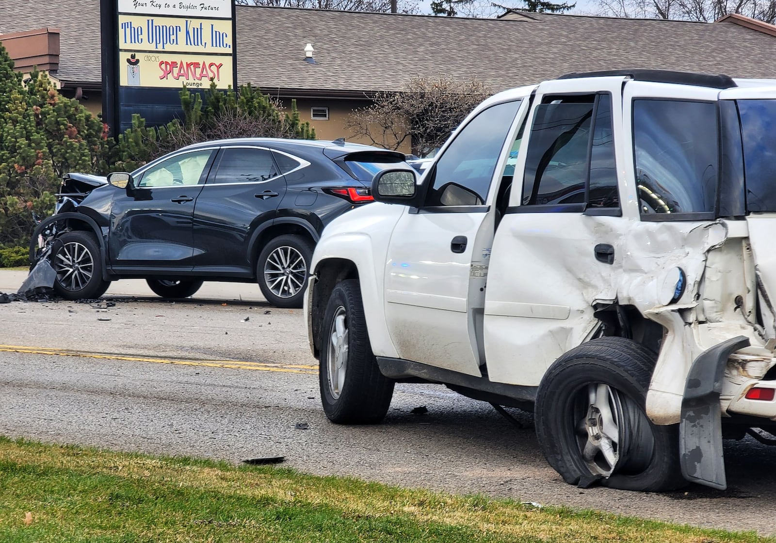 A short chase of a reported stolen vehicle Friday in Middletown ended in a crash  on South Dixie Highway and one person in custody. NICK GRAHAM/STAFF