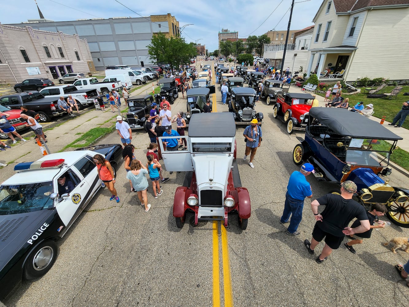 072322 car parade