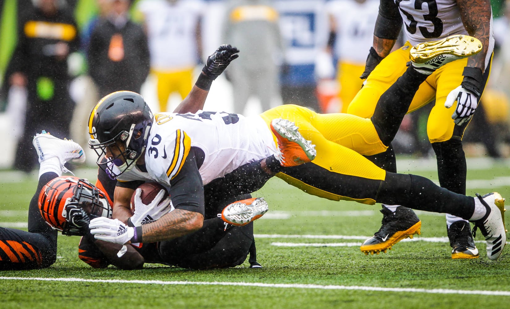 Cincinnati Bengals vs Pittsburgh Steelers football