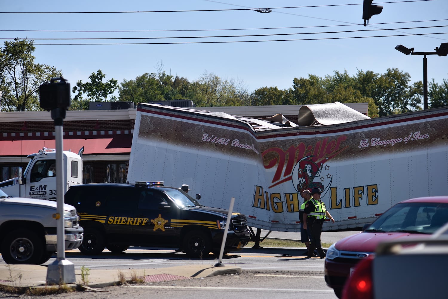 PHOTOS: Semi hauling beer collapses in Butler County, blocking traffic