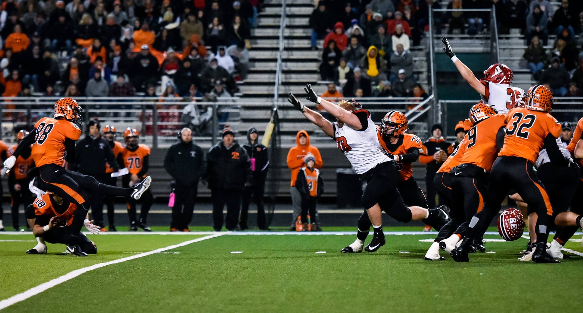 Madison vs Wheelersburg D5 regional football final