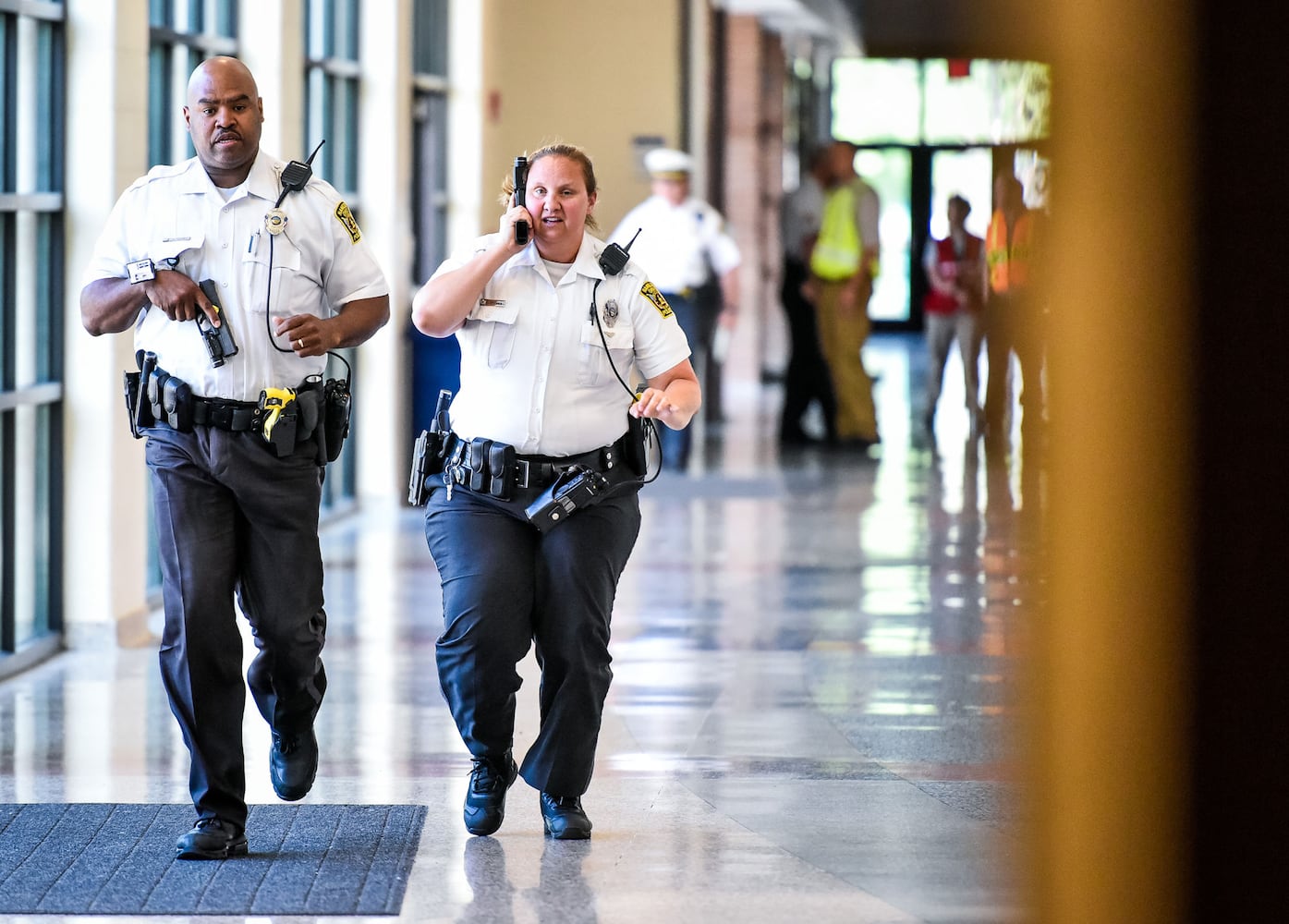 Hamilton police holds active shooter training at Hamilton High