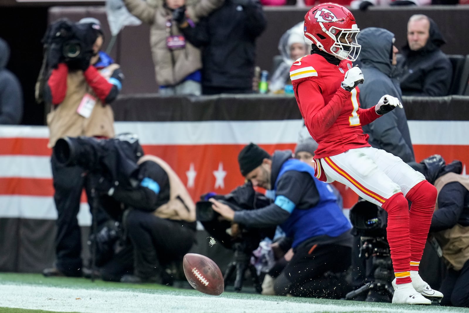 Kansas City Chiefs wide receiver Xavier Worthy (1) celebrates his touchdown against the Cleveland Browns during the second half of an NFL football game, Sunday, Dec. 15, 2024, in Cleveland. (AP Photo/Sue Ogrocki)