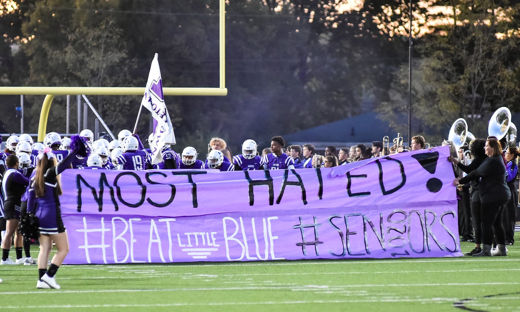 Hamilton Big Blue football beats Middletown Middies Friday, Oct. 19