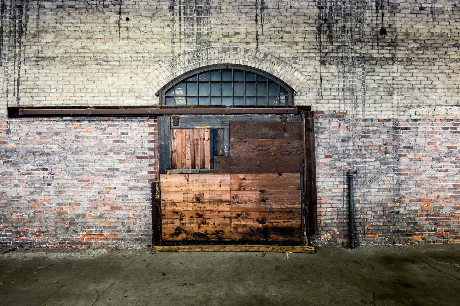 Freight house on Maple Avenue in Hamilton