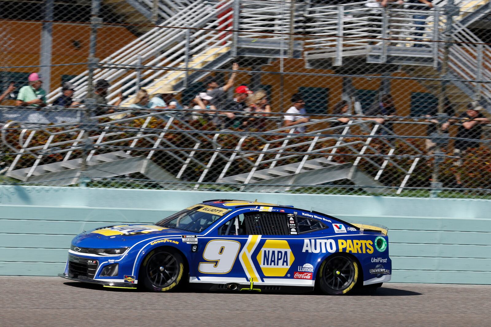 Chase Elliott drives on track during the NASCAR Cup Series auto race at Homestead-Miami Speedway in Homestead, Fla., Sunday, Oct. 27, 2024.(AP Photo/Terry Renna)