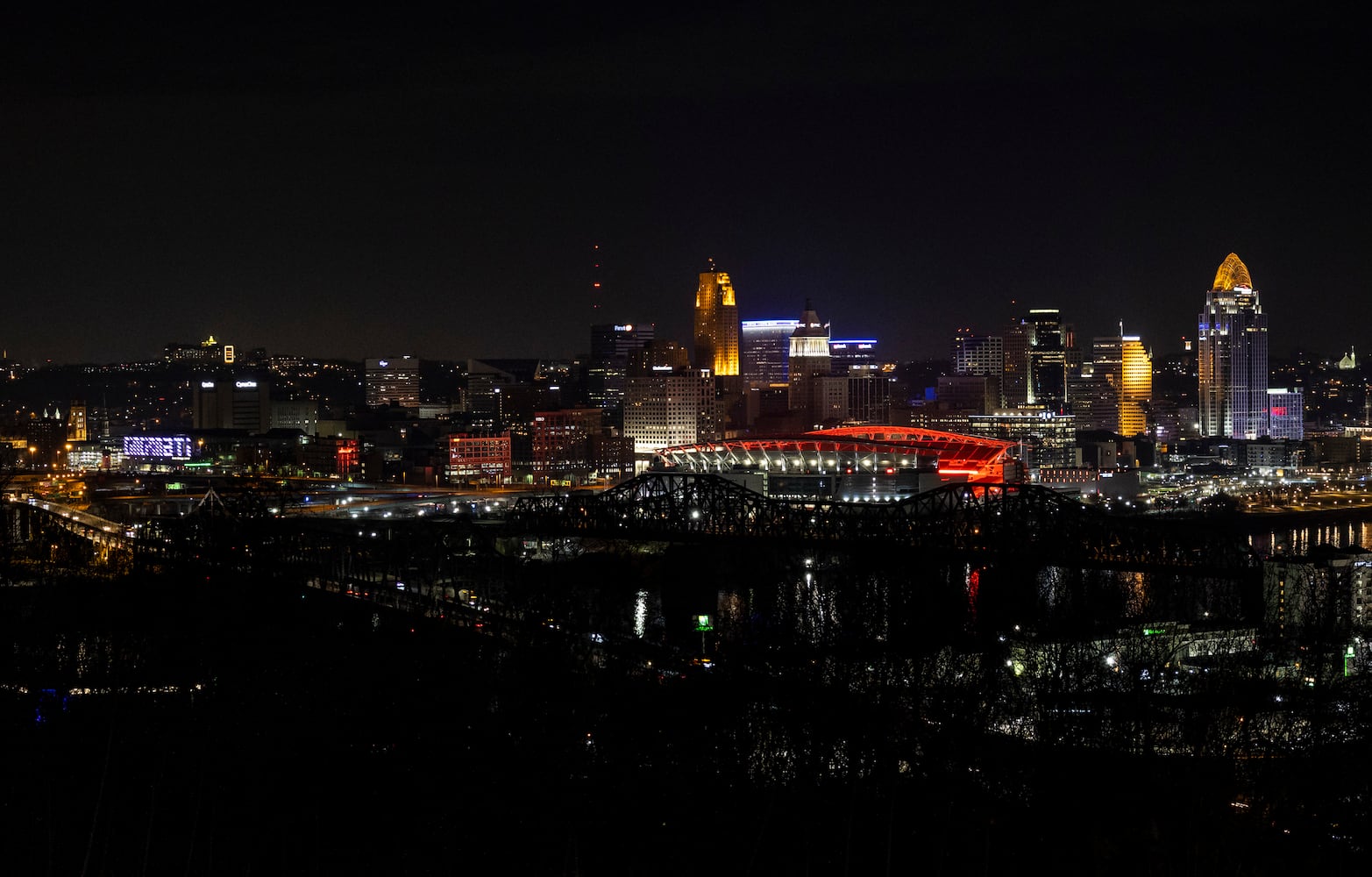 020122 Cincinnati Glow