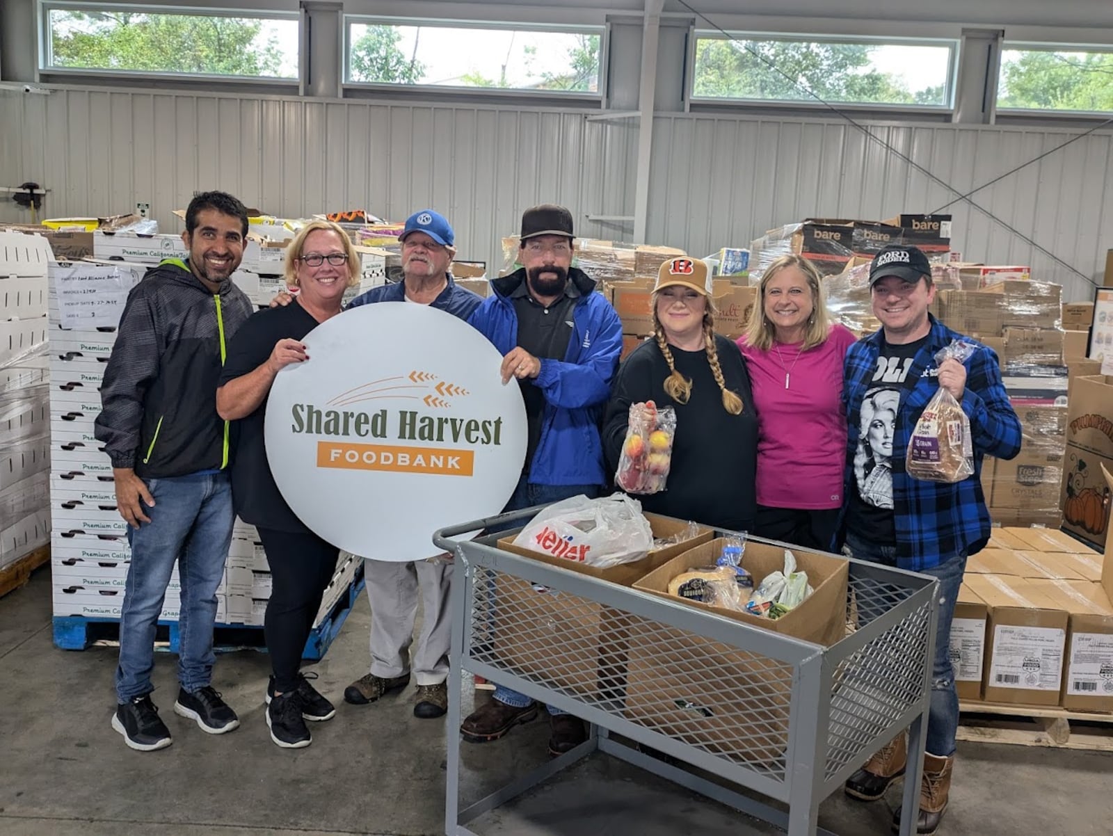 Members of the Hamilton Chamber of Commerce help at a Shared Harvest food drive. SUBMITTED PHOTO