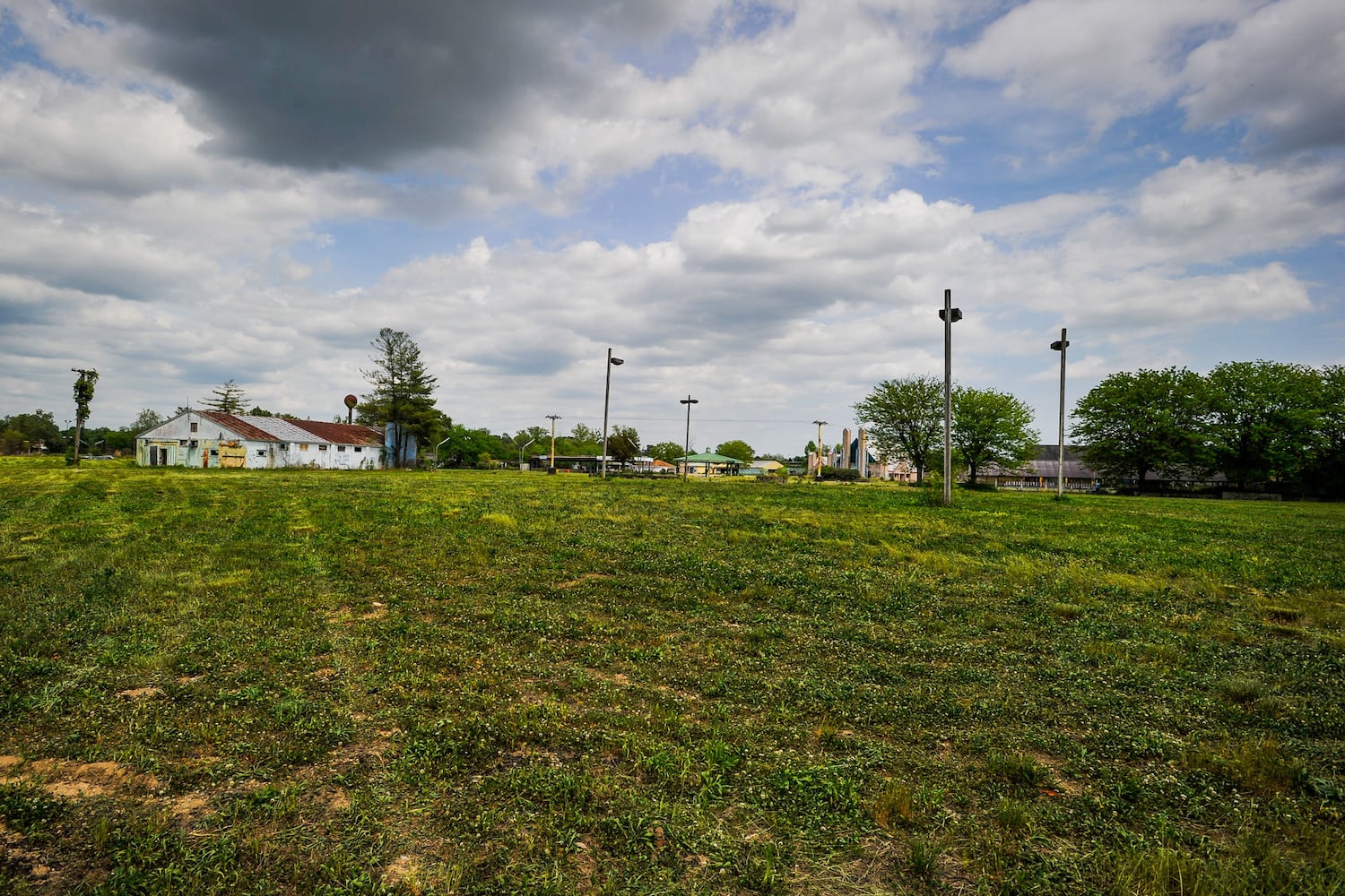 See What LeSourdsville Lake Americana Looks like now