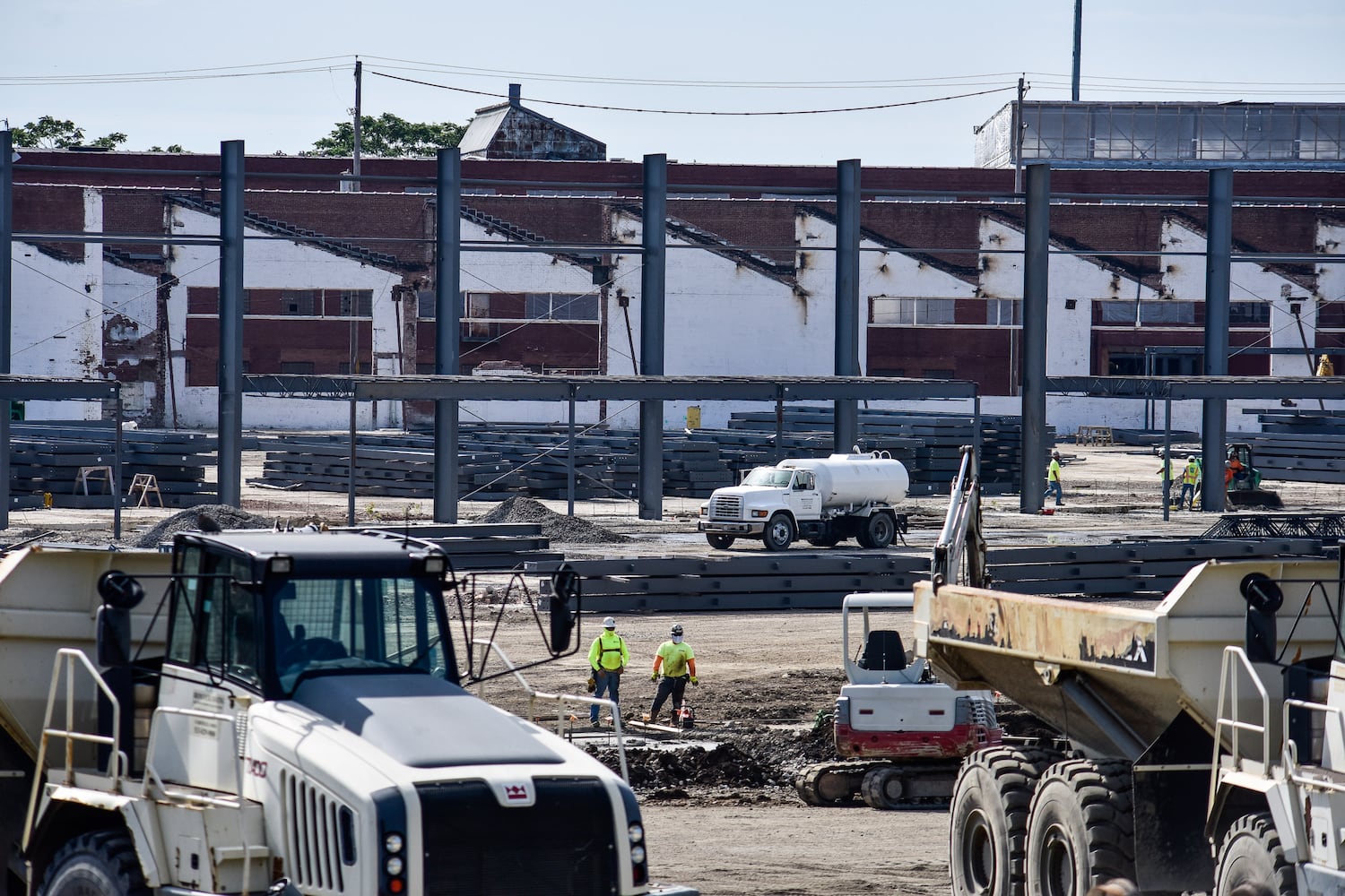 Tour of Spooky Nook Sports Champion Mill construction