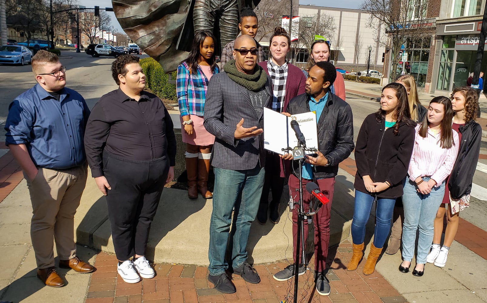 PHOTOS: Downtown Hamilton celebrates ‘Hamilton’ musical actors’ visit to Alexander Hamilton statue