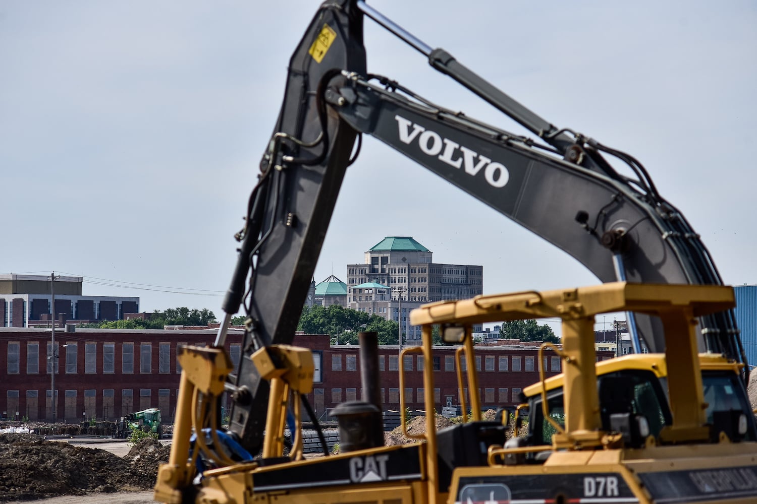 Tour of Spooky Nook Sports Champion Mill construction