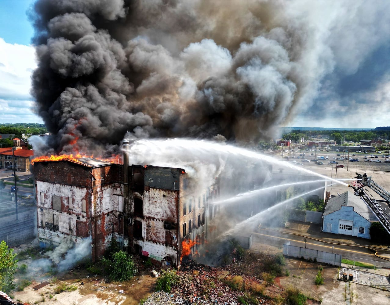 Fire in former Beckett Paper building in Hamilton