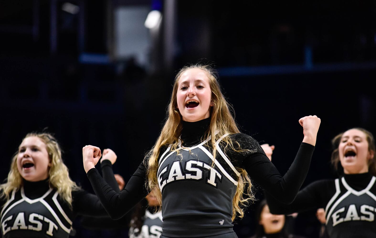 Centerville vs Moeller and Lakota East vs La Salle Regional basketball semifinals